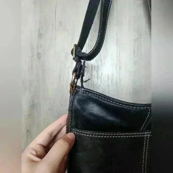 FOSSIL Black Classic Crossbody Logo Bag Small Size - Picture 4 of 14